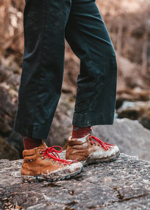Half-high hiking boots